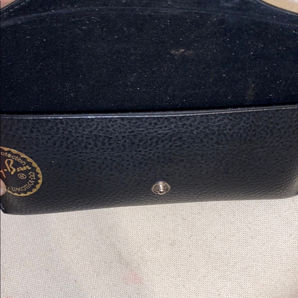 Ray bans case - Picture 4 of 4